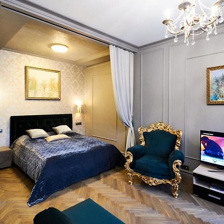 So Luxury Apartment In The Heart Of Minsk Near Circus エクステリア 写真